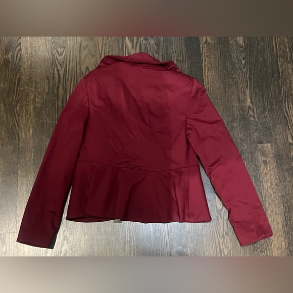 Vintage Y2K INC International Concepts Women’s Deep Red Ruffled Blazer burgundy - Picture 4 of 5